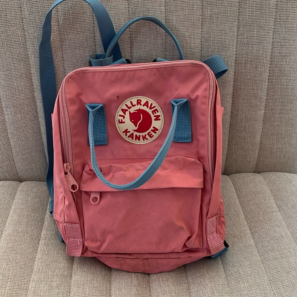 Mini Fjallraven Kanken Pink